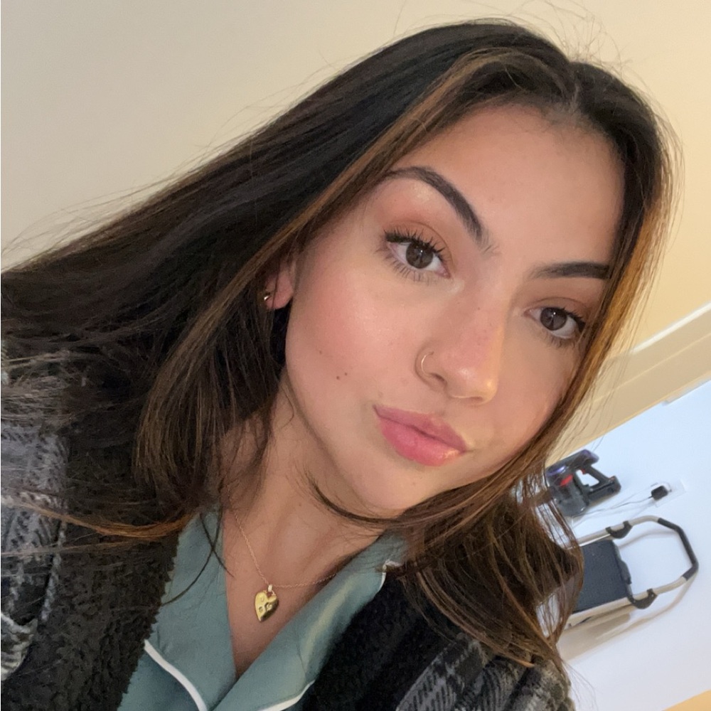 Meet your Posher, Gabby